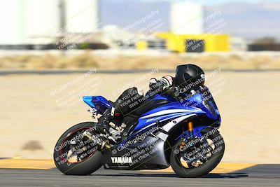 media/Jan-13-2024-SoCal Trackdays (Sat) [[9c032fe5aa]]/Turn 16 Set 2 (1120am)/